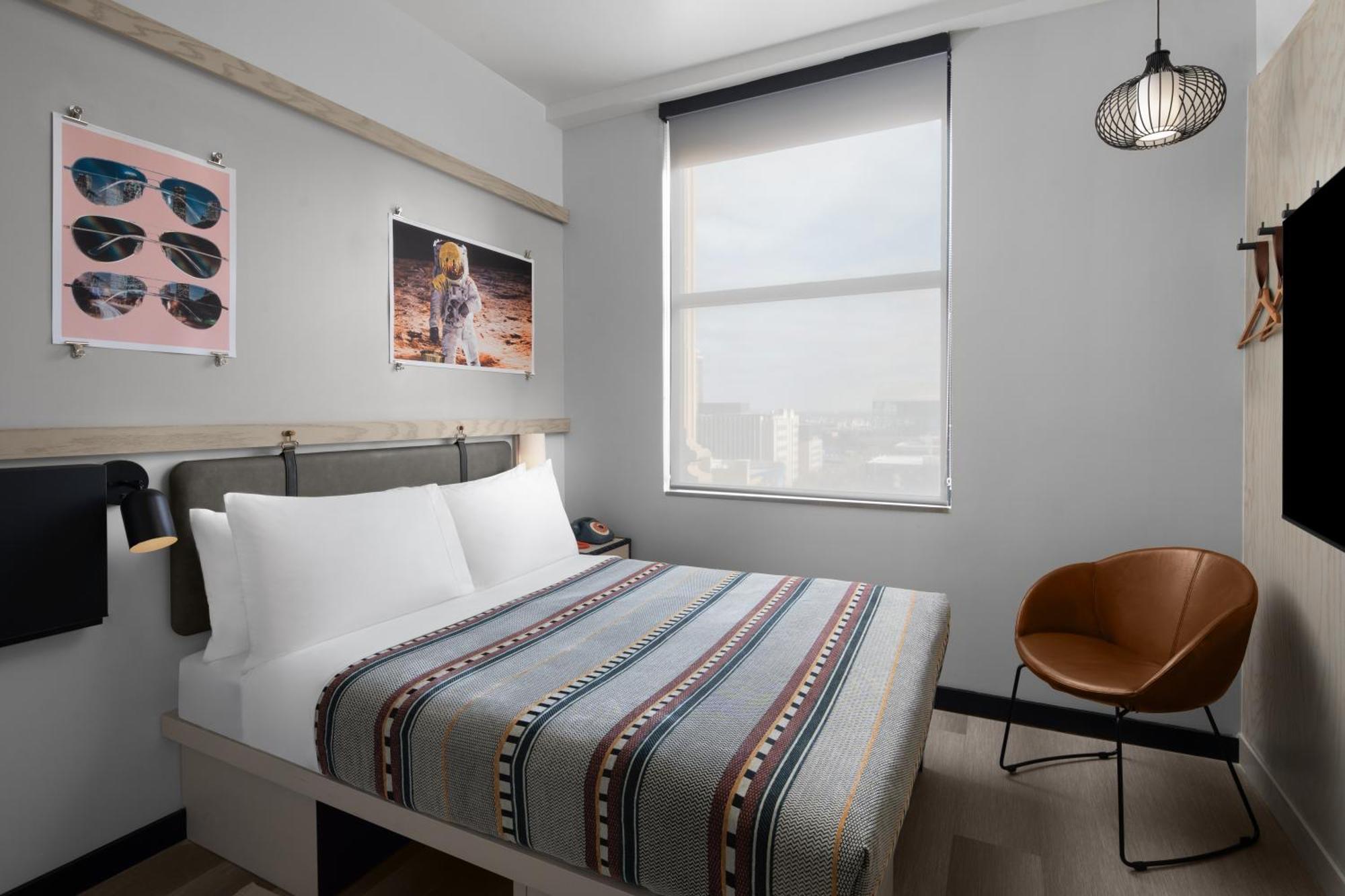 Hotel Moxy Houston Downtown Extérieur photo
