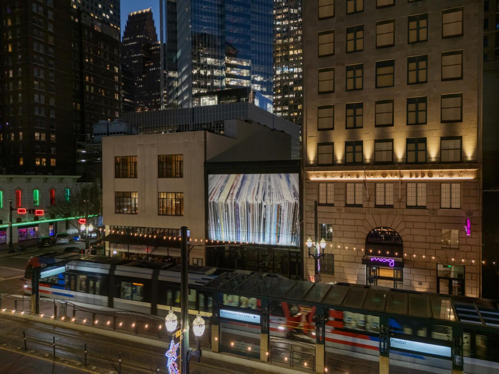 Hotel Moxy Houston Downtown Extérieur photo