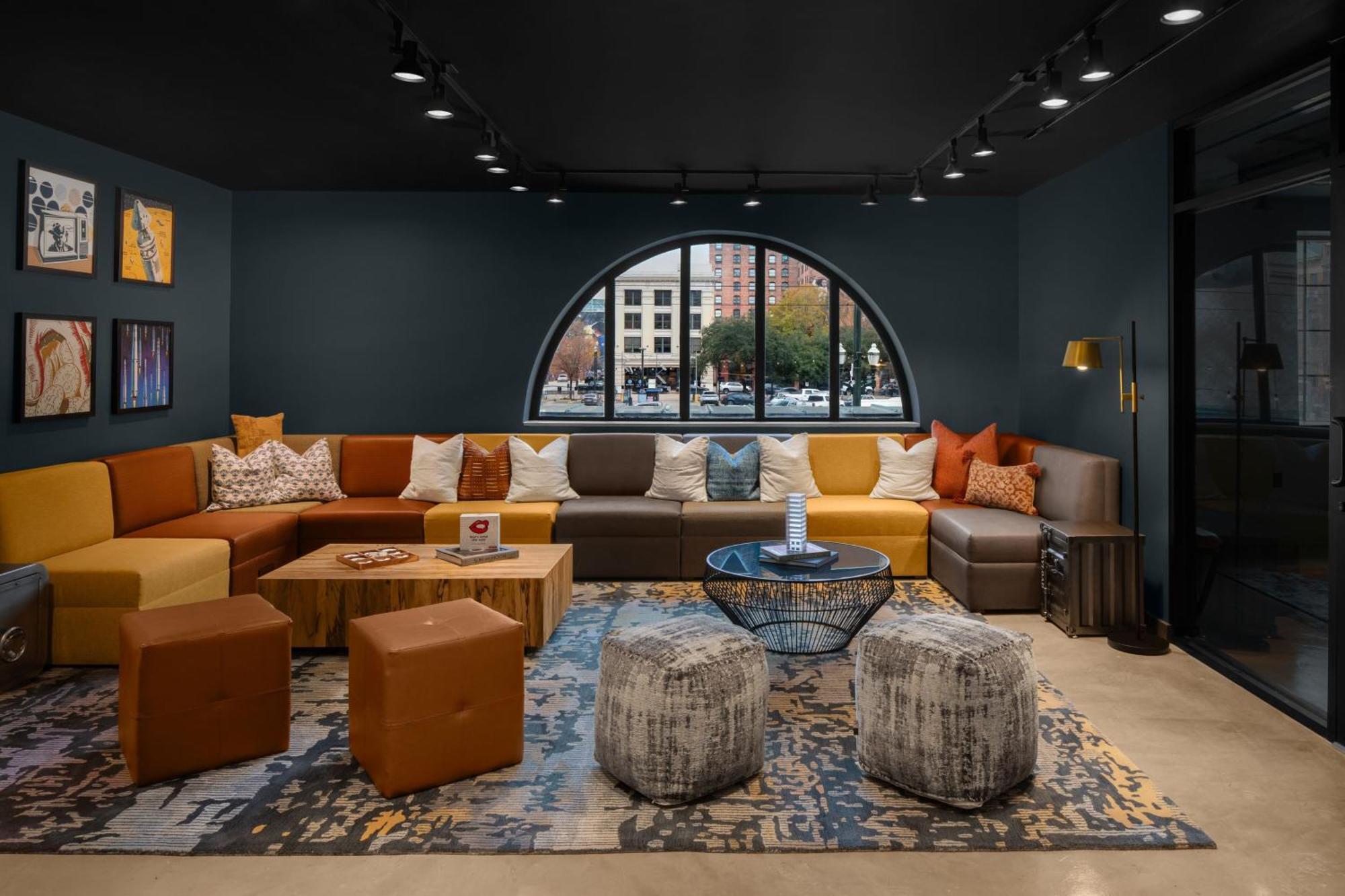 Hotel Moxy Houston Downtown Extérieur photo