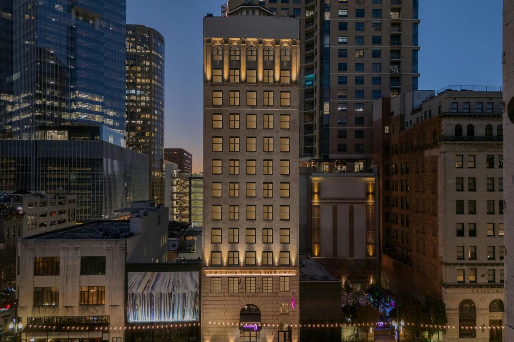 Hotel Moxy Houston Downtown Extérieur photo